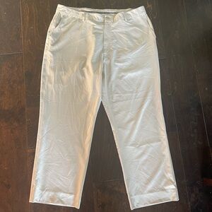 Mens Under Armour Pants, size 40